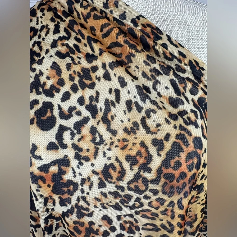 Catwalk Sexy Backless Leopard See Through Cowl Neckline Vacation Beach D… - Picture 10 of 10